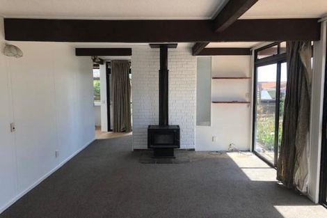 Photo of property in 57 Highland Park Drive, Highland Park, Auckland, 2010