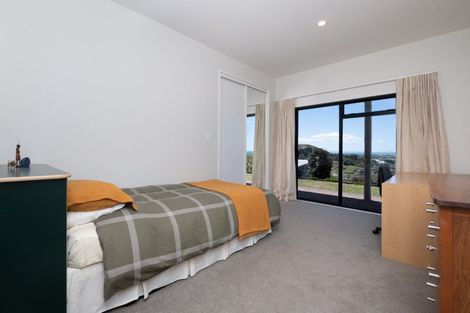 Photo of property in 124 Puketapu Road, Taradale, Napier, 4112