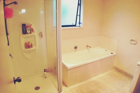 Photo of property in 36 Roy Maloney Drive, Henderson, Auckland, 0612