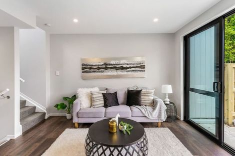 Photo of property in 36 Tokai Place, Glen Eden, Auckland, 0602