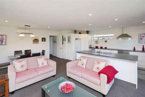 Photo of property in 87 Caulfield Avenue, Halswell, Christchurch, 8025