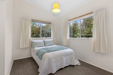 Photo of property in 1 Ian Place, Bishopdale, Christchurch, 8053