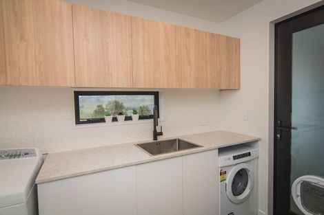 Photo of property in 271 Spur Road, Hadlow, Timaru, 7975