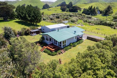 Photo of property in 321 Te Kakapo Valley Road, Dannevirke, 4978