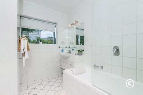 Photo of property in 32a Izard Road, Khandallah, Wellington, 6035