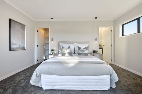 Photo of property in 38 Vinistra Road, Kumeu, 0810