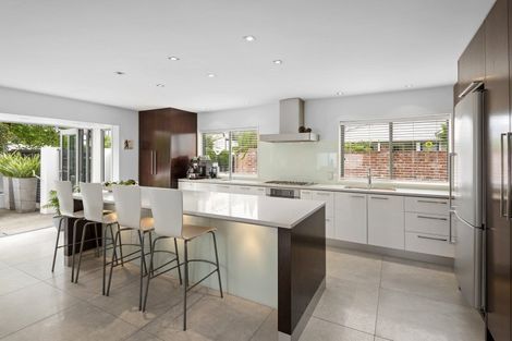 Photo of property in 46a Totara Street, Fendalton, Christchurch, 8041