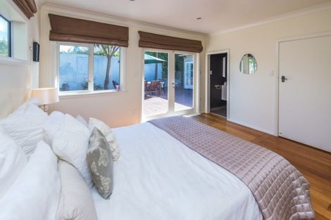 Photo of property in 16 Dickson Crescent, Saint Johns Hill, Whanganui, 4500