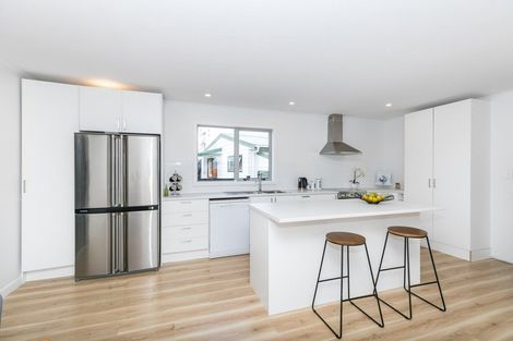 Photo of property in 11 Pringle Place, Nawton, Hamilton, 3200