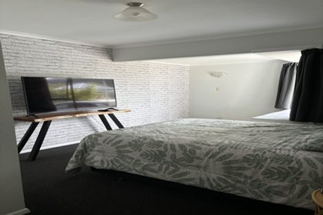 Photo of property in 127 Upper Fitzherbert Road, Wainuiomata, 5373