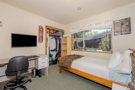 Photo of property in 216 Stone Street, Wanaka, 9305