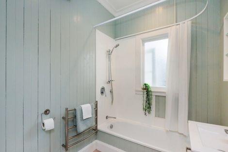 Photo of property in 223 College Street, West End, Palmerston North, 4412