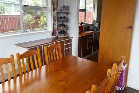 Photo of property in 16 Darwin Crescent, Spotswood, New Plymouth, 4310