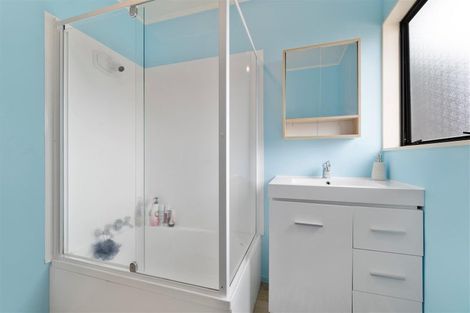 Photo of property in 43b Aquarius Drive, Kawaha Point, Rotorua, 3010