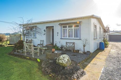 Photo of property in 689 Ruatangata Road, Whangaehu, Whanganui, 4581