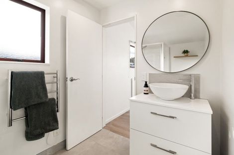 Photo of property in 11 Edna Street, Ocean View, Dunedin, 9035