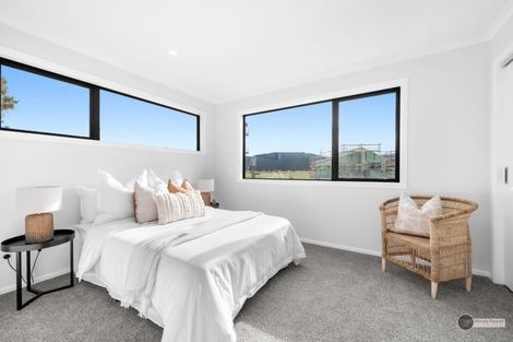 Photo of property in 16 Orongomai Street, Wallaceville, Upper Hutt, 5018