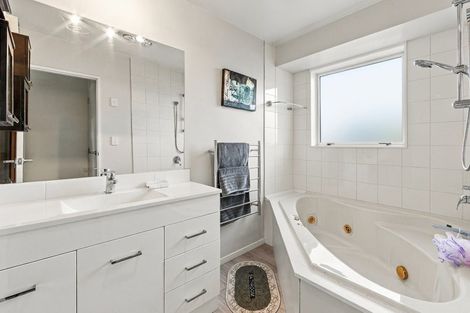 Photo of property in 18 Mcdougal Place, Kaiapoi, 7630