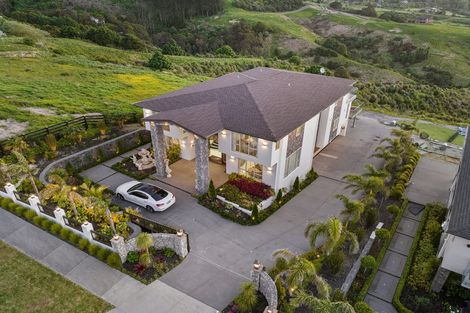 Photo of property in 34 Michael Bosher Way, Flat Bush, Auckland, 2019