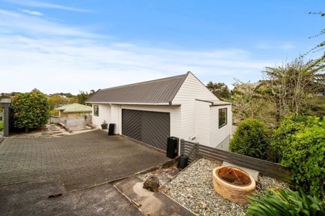 Photo of property in 97 Heta Road, Highlands Park, New Plymouth, 4312