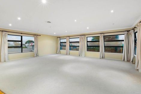 Photo of property in 36 Sea Spray Drive, Bucklands Beach, Auckland, 2012