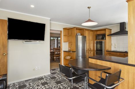 Photo of property in 22 Chilton Drive, Paraparaumu, 5032