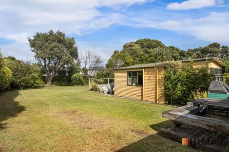 Photo of property in 50 Hillview Road, Waihi Beach, 3611