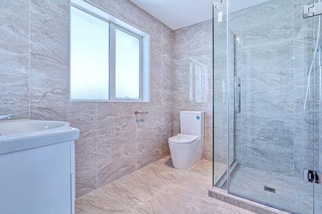 Photo of property in 102c Gloucester Road, Manurewa, Auckland, 2102