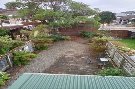 Photo of property in 17 Roy Street, Newtown, Wellington, 6021