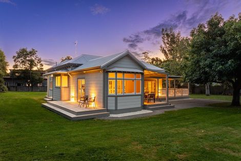 Photo of property in 43 Dale Road, Raumati South, Paraparaumu, 5032