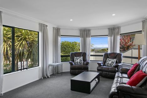 Photo of property in 2/94 Harvey Street, Waipahihi, Taupo, 3330