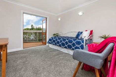 Photo of property in 1084 Scenic Drive North, Swanson, Auckland, 0816