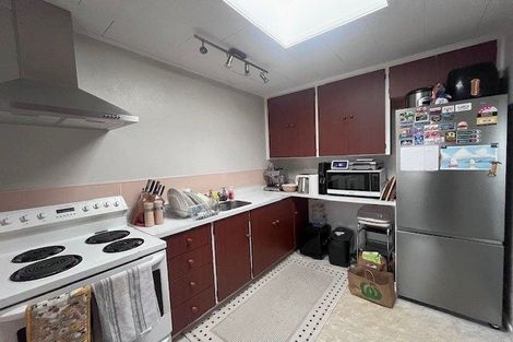 Photo of property in 2/122 William Street, Petone, Lower Hutt, 5012