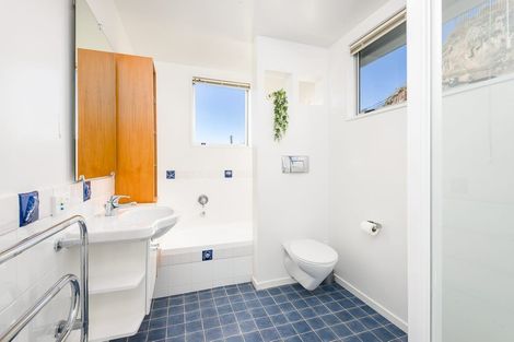 Photo of property in 90 Wiggins Street, Sumner, Christchurch, 8081