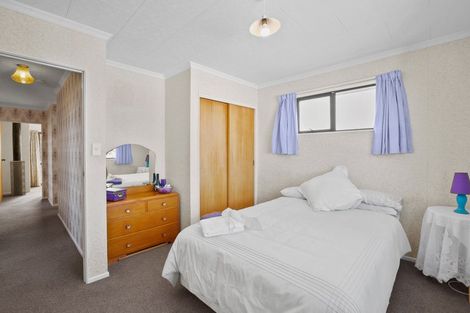 Photo of property in 6a Karina Road, Merrilands, New Plymouth, 4312