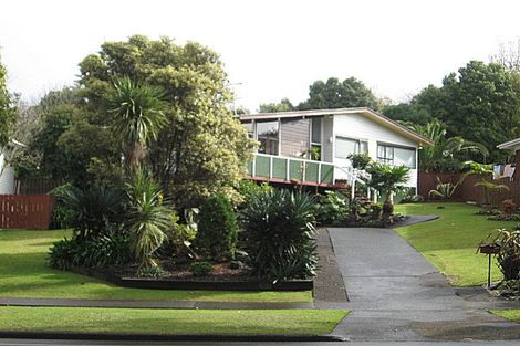 Photo of property in 173 Gossamer Drive, Pakuranga Heights, Auckland, 2010
