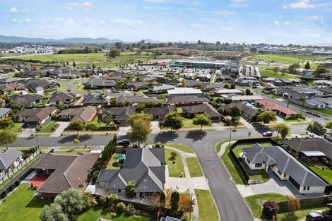 Photo of property in 2 Woburn Court, Rototuna North, Hamilton, 3210