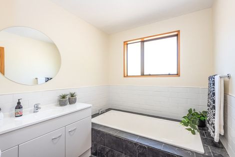 Photo of property in 53 Muir Avenue, Halswell, Christchurch, 8025