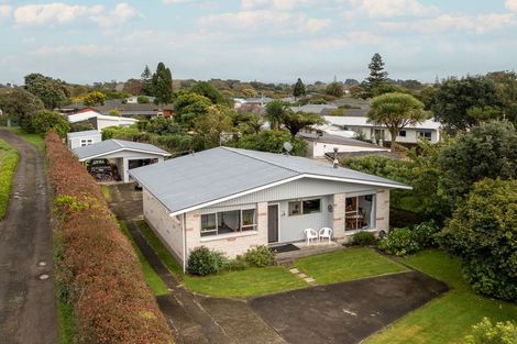 Photo of property in 324 Te Moana Road, Waikanae, 5036
