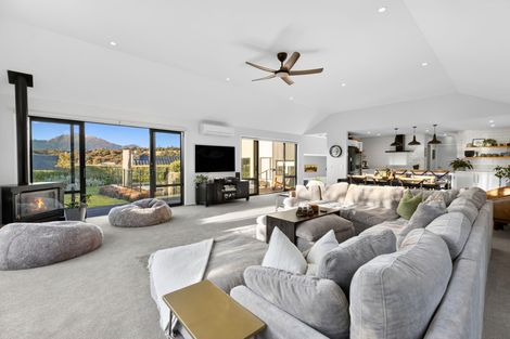 Photo of property in 47 Minaret Ridge, Wanaka, 9305