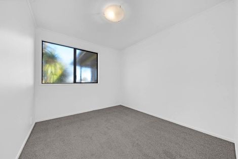 Photo of property in 6 Redcrest Avenue, Red Hill, Papakura, 2110