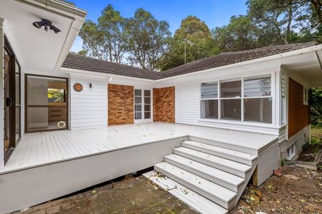 Photo of property in 231 Portage Road, Green Bay, Auckland, 0604