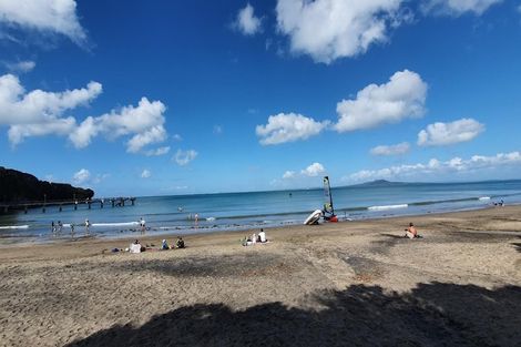 Photo of property in 1/38 Gulf View Road, Murrays Bay, Auckland, 0630