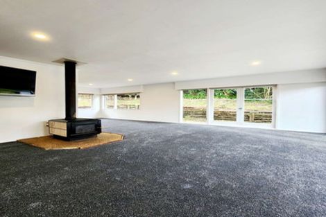 Photo of property in 1/63 Girrahween Drive, Totara Vale, Auckland, 0629
