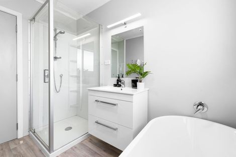 Photo of property in 144 Te Mata Road, Havelock North, 4130