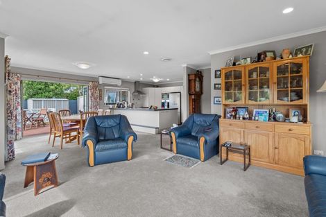 Photo of property in 12 Rexwood Estate, Carterton, 5713