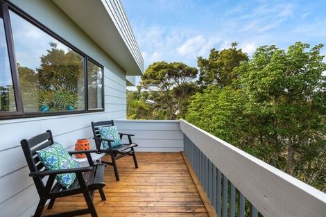 Photo of property in 2/26 Dudding Avenue, Northcote, Auckland, 0627