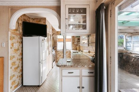 Photo of property in 11 May Street, Mount Maunganui, 3116