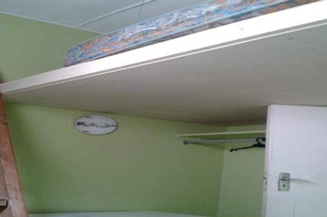 Photo of property in 11 Edge Hill, Mount Victoria, Wellington, 6011