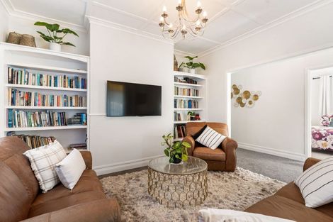 Photo of property in 805 Queen Sh25 Street, Thames, 3500